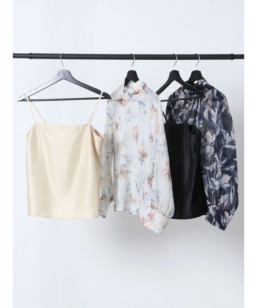 LAGUNAMOON（ラグナムーン）の「ニュアンスフラワー2WAYブラウス（シャツ/ブラウス・レディース・アイボリー/ネイビー・FREE）」の17枚目の写真