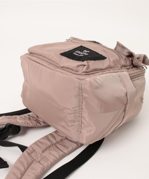 BeBe(ベベ)の「BeBe/ビッグリボンリュックサック(S~M)(バックパック/リュック・キッズ・ピンク/ベージュ・SMALL/MEDIUM)」の14枚目の写真