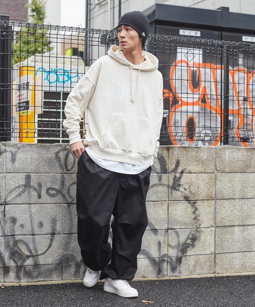 WEGO（ウィゴー）の「WEGO/ピグメントロゴプルパーカー（パーカー・メンズ・キナリ/スミクロ・MEDIUM/LARGE）」の9枚目の写真