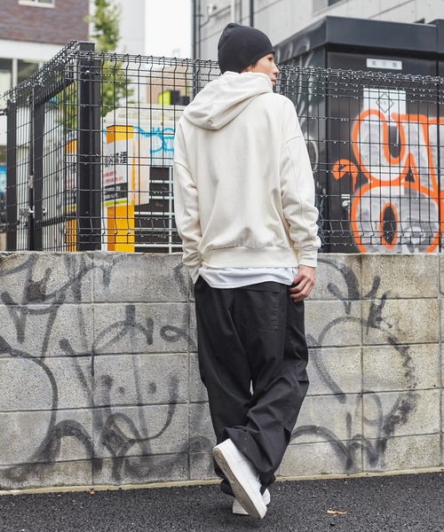 WEGO（ウィゴー）の「WEGO/ピグメントロゴプルパーカー（パーカー・メンズ・キナリ/スミクロ・MEDIUM/LARGE）」の10枚目の写真