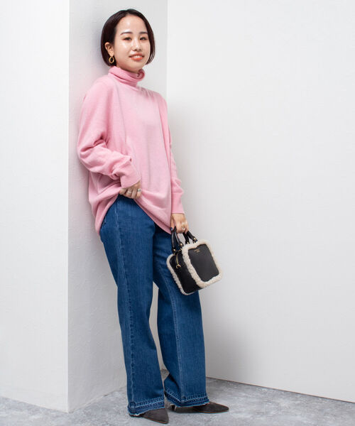 Rie Miller(リエミラー)の「《手洗い可能》ホールガーメントベーシックタートルネックプルオーバーニット(ニット/セーター・レディース・サックスブルー/ライトグレー/ピンク/オフホワイト/ネイビー・38)」の9枚目の写真