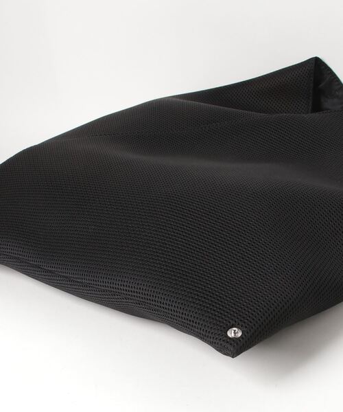 MM6 Maison Margiela(エムエムシックス メゾン マルジェラ)の「MM6 Classic Japanese Handbag(ハンドバッグ・レディース・ブラック・FREE)」の4枚目の写真