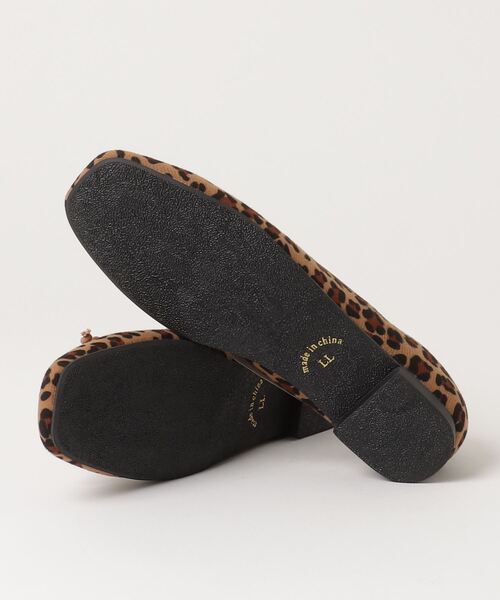 LibertyDoll（リバティードール）の「スクエアトゥ フラット美脚バレエパンプス（バレエシューズ・レディース・アイボリー/レオパード/ブラック/ブラック系その他/ベージュ/グレイッシュベージュ/シルバー/ベージュ系その他/ゴールド/シルバー系1/ゴールド系1/ブラック系1・3L/S/M/SS/L/LL）」の14枚目の写真