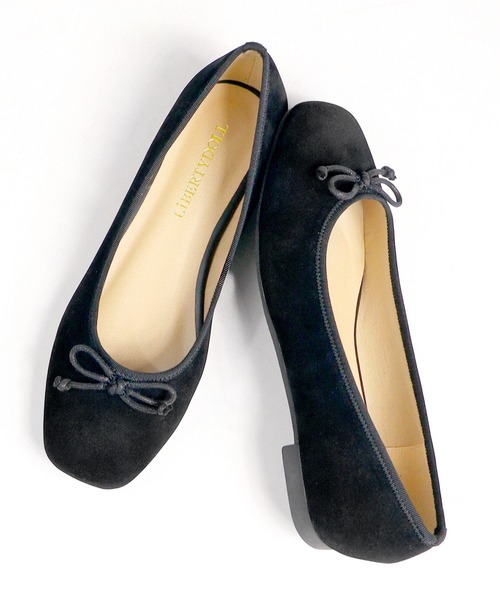 LibertyDoll（リバティードール）の「スクエアトゥ フラット美脚バレエパンプス（バレエシューズ・レディース・アイボリー/レオパード/ブラック/ブラック系その他/ベージュ/グレイッシュベージュ/シルバー/ベージュ系その他/ゴールド/シルバー系1/ゴールド系1/ブラック系1・3L/S/M/SS/L/LL）」の4枚目の写真