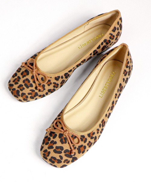 LibertyDoll（リバティードール）の「スクエアトゥ フラット美脚バレエパンプス（バレエシューズ・レディース・アイボリー/レオパード/ブラック/ブラック系その他/ベージュ/グレイッシュベージュ/シルバー/ベージュ系その他/ゴールド/シルバー系1/ゴールド系1/ブラック系1・3L/S/M/SS/L/LL）」の12枚目の写真