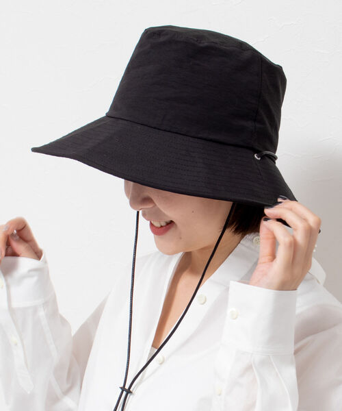 NOLLEY’S（ノーリーズ）の「つば広ハット(ひも付き)（ハット・レディース・ブラック/ライトグレー・FREE）」の2枚目の写真