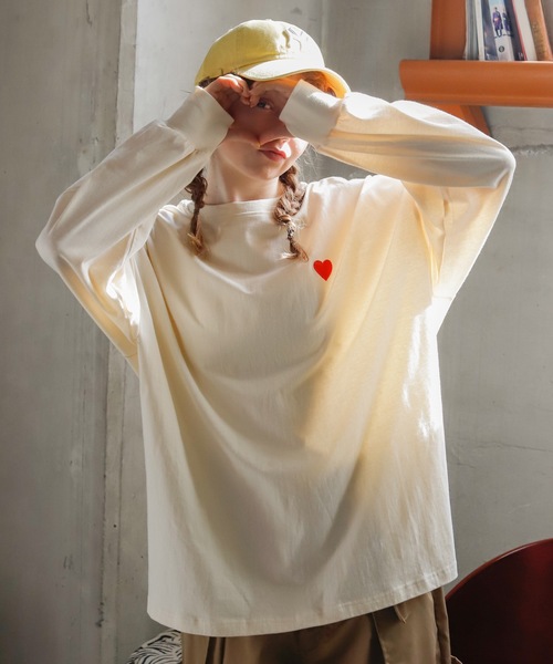 Birthday room（バースデイルーム）の「ハート刺繍ロングTシャツ（Tシャツ/カットソー・レディース・ホワイト/グレー/ナチュラル/チャコールグレー・FREE）」の7枚目の写真