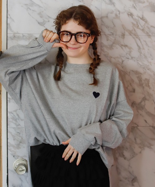 Birthday room（バースデイルーム）の「ハート刺繍ロングTシャツ（Tシャツ/カットソー・レディース・ホワイト/グレー/ナチュラル/チャコールグレー・FREE）」の17枚目の写真