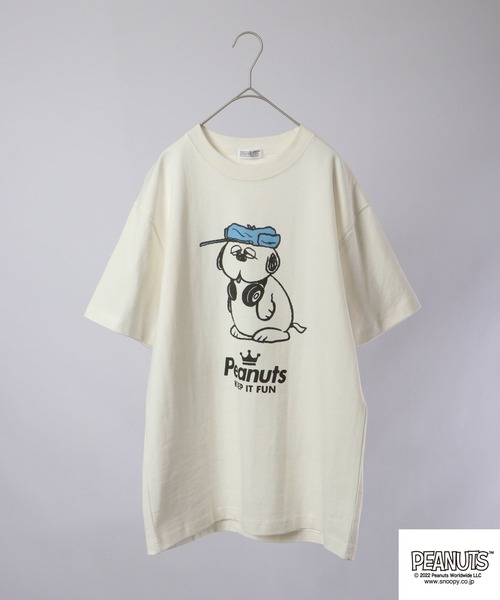 PEANUTS（ピーナッツ）の「PEANUTS ヘッドフォン ｽﾇｰﾋﾟｰ/ｱﾝﾃﾞｨ/ﾙｰｼｰ/ﾗｲﾅｽ/ｻﾘｰ/ｼｭﾛｰﾀﾞｰ/ﾋﾞｯｸﾞﾍﾞﾝ/ｵﾗﾌ ﾋﾟｸﾞﾒﾝﾄ加工 半袖Tシャツ（Tシャツ/カットソー・レディース・カーキ系4/ネイビー系3/ネイビー系1/カーキ系3/カーキ系/カーキ/ネイビー/カーキ系2/ネイビー系2/カーキ系1/ネイビー系4/カーキ系5/ネイビー系/ネイビー系5/ホワイト/ホワイト系5/ホワイト系/ホワイト系1/ホワイト系2/ホワイト系3/ホワイト系4/サックスブルー系/サックスブルー系3/サックスブルー系2/サックスブルー/オレンジ系/オレンジ系5/オレンジ系3/オレンジ系4/サックスブルー系4/オレンジ/サックスブルー系5/サックスブルー系1/オレンジ系1/オレンジ系2/アイボリー系/アイボリー/アイボリー系3/アイボリー系1/アイボリー系4/アイボリー系2/アイボリー系5・M/L/3L/LL/4L/S）」の9枚目の写真