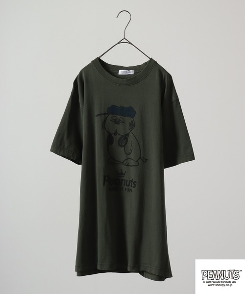 PEANUTS（ピーナッツ）の「PEANUTS ヘッドフォン ｽﾇｰﾋﾟｰ/ｱﾝﾃﾞｨ/ﾙｰｼｰ/ﾗｲﾅｽ/ｻﾘｰ/ｼｭﾛｰﾀﾞｰ/ﾋﾞｯｸﾞﾍﾞﾝ/ｵﾗﾌ ﾋﾟｸﾞﾒﾝﾄ加工 半袖Tシャツ（Tシャツ/カットソー・レディース・カーキ系4/ネイビー系3/ネイビー系1/カーキ系3/カーキ系/カーキ/ネイビー/カーキ系2/ネイビー系2/カーキ系1/ネイビー系4/カーキ系5/ネイビー系/ネイビー系5/ホワイト/ホワイト系5/ホワイト系/ホワイト系1/ホワイト系2/ホワイト系3/ホワイト系4/サックスブルー系/サックスブルー系3/サックスブルー系2/サックスブルー/オレンジ系/オレンジ系5/オレンジ系3/オレンジ系4/サックスブルー系4/オレンジ/サックスブルー系5/サックスブルー系1/オレンジ系1/オレンジ系2/アイボリー系/アイボリー/アイボリー系3/アイボリー系1/アイボリー系4/アイボリー系2/アイボリー系5・M/L/3L/LL/4L/S）」の21枚目の写真