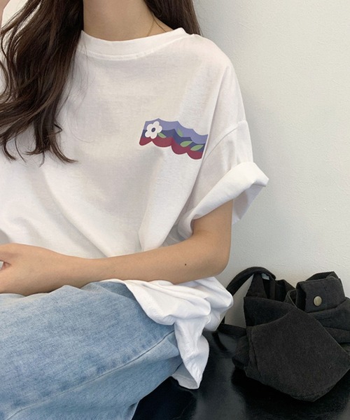 EPICKS（エピックス）の「フラワーデザインバックプリントTシャツ（Tシャツ/カットソー・レディース・ブラック/ホワイト・MEDIUM/LARGE/X-LARGE）」の15枚目の写真