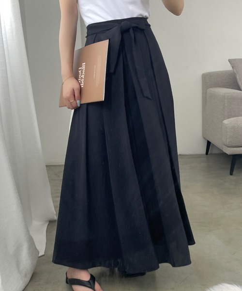 ECLIN（エクラン）の「ウエストリボンワイドシルエットスカパン（その他パンツ・レディース・ブラック/ベージュ/カーキ・S/M）」の2枚目の写真