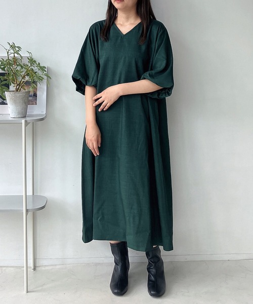 AS KNOW AS plus(アズノゥアズプラス)の「○ゆったり楽ちん 結んでバックリボン ボリューム袖 バサリワンピース(ワンピース・レディース・ブルー/チャコールグレー/ネイビー系/カーキ/オレンジ/ブラック系/グレー系/ブルー系その他/ブラック系その他/カーキ系/ブラック系その他2/ブルー系その他2/オレンジ系/ブルー系その他3/ネイビー/ブラック系その他3/ダークグリーン/ブルー系/グリーン系その他/ブラック系1/ブラウン系/ブラック系その他4・FREE)」の10枚目の写真