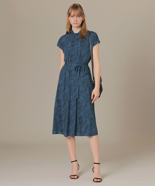 MACKINTOSH LONDON（マッキントッシュ ロンドン）の「【BIBURY FLOWER 001】シャドーバイブリーワンピース（ワンピース・レディース・ブラウン系その他4/ライトブルー・38）」の3枚目の写真