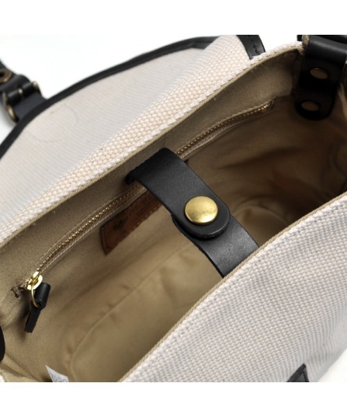 CLEDRAN（クレドラン）の「【高級 本革 付属】CL3547 GRAN SHOULDER（ショルダーバッグ・レディース・ナチュラル/サンドベージュ/ブラック/オリーブ・FREE）」の9枚目の写真