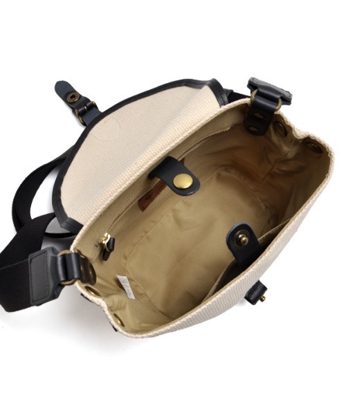 CLEDRAN（クレドラン）の「【高級 本革 付属】CL3547 GRAN SHOULDER（ショルダーバッグ・レディース・ナチュラル/サンドベージュ/ブラック/オリーブ・FREE）」の10枚目の写真