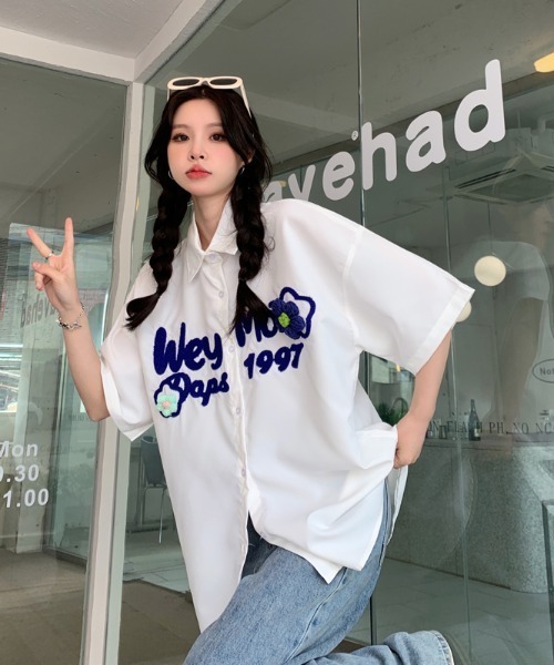 MGV（エムジーヴィー）の「センターロゴフラワーシャツ（シャツ/ブラウス・レディース・ホワイト/グリーン/パープル/ブルー・MEDIUM/X-LARGE/LARGE）」の10枚目の写真