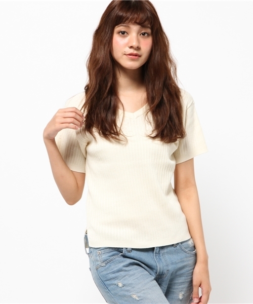 Kastane(カスタネ)の「【Kastane】変形リブスキッパープルオーバー(ニット/セーター・レディース・レッド/アイボリー・FREE)」の2枚目の写真