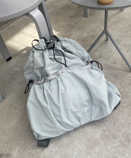 EARTH MADE(アースメイド)の「DRAWSTRING BACKPACK(バックパック/リュック・レディース・ブラック/アイボリー/ブルー/マスタード・フリー)」の22枚目の写真