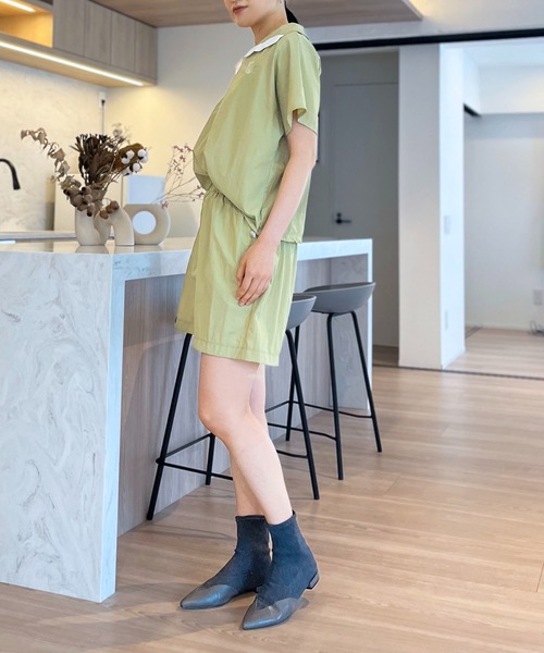 Jewelobe(ジュエローブ)の「配色ナイロンタッチフレンチトップス&ショートパンツセットアップ(セットアップ・レディース・パープル/カーキ/ブラック・FREE)」の18枚目の写真