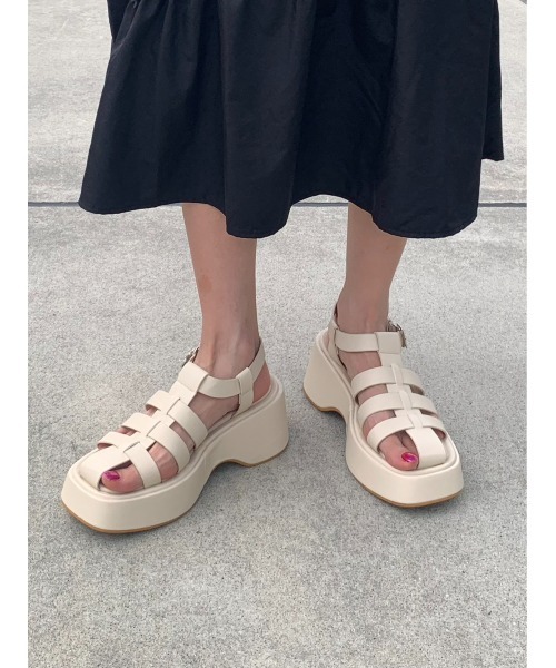 ALAND（エーランド）の「グルカサンダル 2198601（サンダル・レディース・ブラック/ホワイト・LARGE/SMALL/MEDIUM）」の19枚目の写真