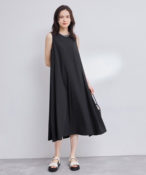 ROPE'（ロペ）の「【洗える】ナイロンストレッチカットソーノースリーブワンピース（ワンピース・レディース・ブラック/ダークブラウン・38）」の2枚目の写真