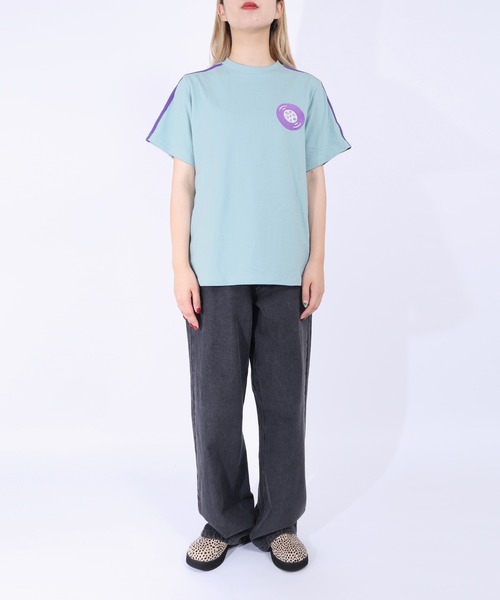 PUNYUS（プニュズ）の「サイドラインレコードＴシャツ（Tシャツ/カットソー・レディース・ブラック/サックスブルー/イエロー・1/2/3/4）」の12枚目の写真