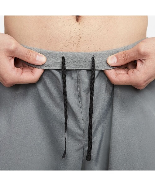 NIKE（ナイキ）の「《NIKEアパレル》DF チャレンジャー ショート 5B（その他パンツ・メンズ・スモークグレー/ブラック/ロイヤルブルー/ダークブルー/グリーン系その他/レッド系その他・S/M/L/XL/2XL）」の9枚目の写真