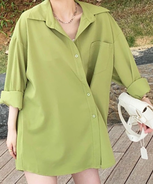 Dewlily(デューリリー)の「オーバーサイズアシンメトリーシャツ(シャツ/ブラウス・レディース・ピンク/グリーン・L/XL)」の10枚目の写真