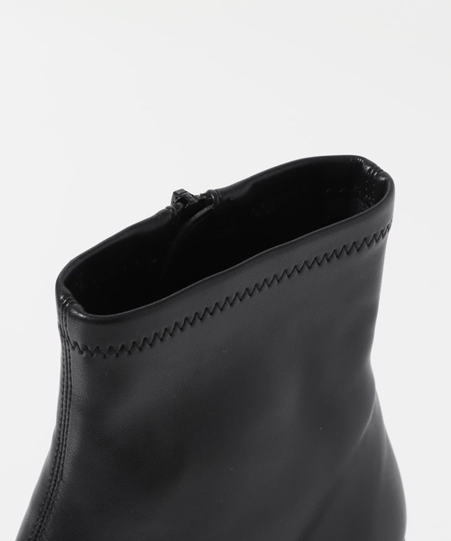 SENSE OF PLACE by URBAN RESEARCH（センスオブプレイスバイアーバンリサーチ）の「『4サイズ展開』『晴雨兼用』スクエアトウセンターシームストレッチブーツ（ブーツ・レディース・ブラック/アイボリー/ブラウン/シルバー・X-LARGE/MEDIUM/SMALL/LARGE）」の9枚目の写真