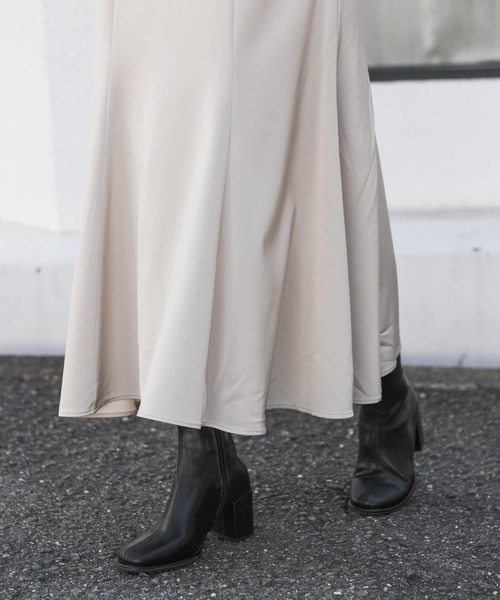 SENSE OF PLACE by URBAN RESEARCH（センスオブプレイスバイアーバンリサーチ）の「『4サイズ展開』『晴雨兼用』スクエアトウセンターシームストレッチブーツ（ブーツ・レディース・ブラック/アイボリー/ブラウン/シルバー・X-LARGE/MEDIUM/SMALL/LARGE）」の16枚目の写真