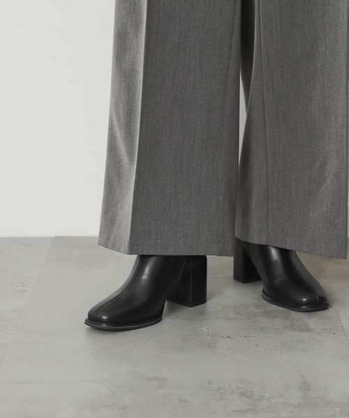 SENSE OF PLACE by URBAN RESEARCH（センスオブプレイスバイアーバンリサーチ）の「『4サイズ展開』『晴雨兼用』スクエアトウセンターシームストレッチブーツ（ブーツ・レディース・ブラック/アイボリー/ブラウン/シルバー・X-LARGE/MEDIUM/SMALL/LARGE）」の19枚目の写真