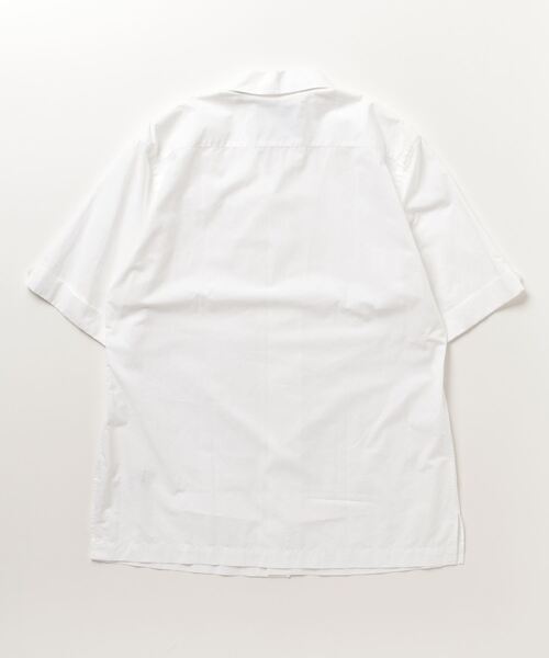 Bagutta(バグッタ)の「BAGUTTA/SLP GM 2ポケットオープンカラーコットンシャツ(シャツ/ブラウス・メンズ・ホワイト・S/XS)」の2枚目の写真