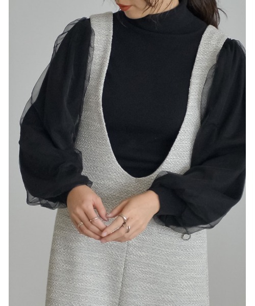 Re:EDIT（リエディ）の「[2023A/W COLLECTION]チュールスリーブタートルネックリブニットトップス（ニット/セーター・レディース・ホワイト/ブラック/グレー・MEDIUM/LARGE）」の5枚目の写真