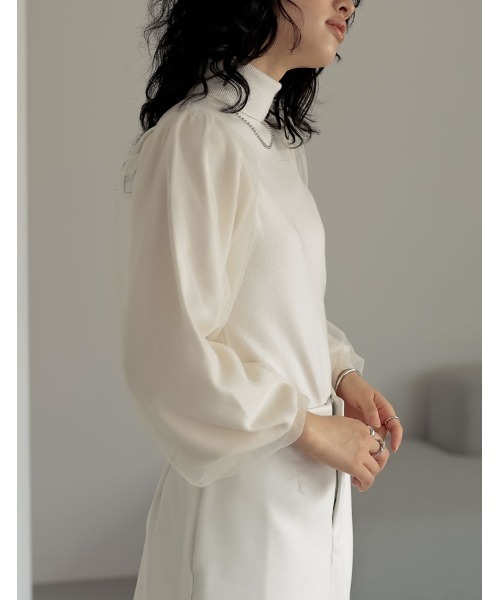 Re:EDIT（リエディ）の「[2023A/W COLLECTION]チュールスリーブタートルネックリブニットトップス（ニット/セーター・レディース・ホワイト/ブラック/グレー・MEDIUM/LARGE）」の9枚目の写真