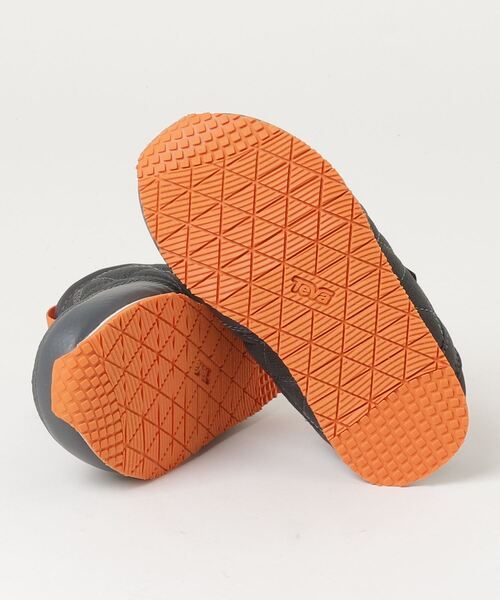 Teva（テバ）の「テバ Teva リエンバー_REEMBER（スリッポン・キッズ・ダークグレー・19.0cm/21.0cm/22.0cm/20.0cm/18.0cm/17.0cm）」の3枚目の写真