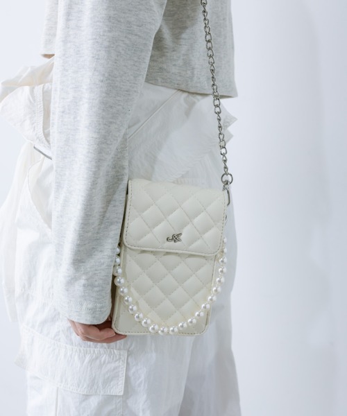 OLIVE des OLIVE（オリーブデオリーブ）の「Aimerianejoie推し入れスマホショルダー　1032200080（ショルダーバッグ・レディース・ブラック/オフホワイト/ピンク/ラベンダー/オレンジ/イエロー/サックスブルー/レッド/ミント・FREE）」の12枚目の写真