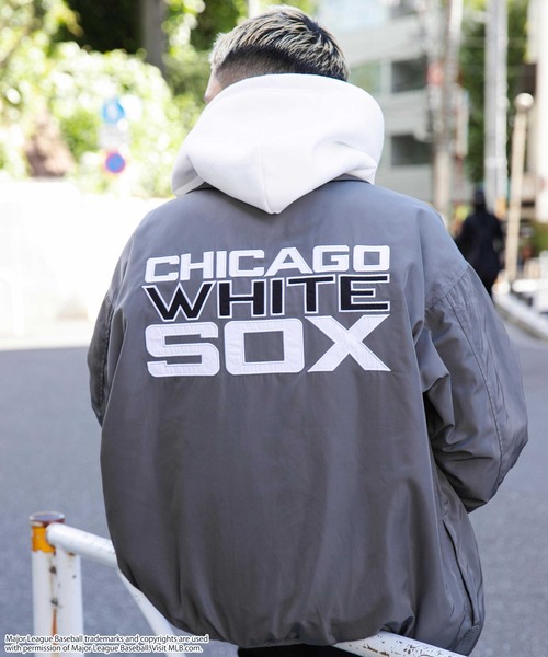MLB(メジャーリーグベースボール)の「∴WEGO/別注MLBコーチジャケット(ブルゾン・メンズ・ブラック/ダークグレー/ライトグレー・MEDIUM/LARGE)」の3枚目の写真