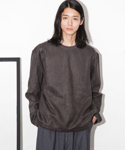 NANO universe（ナノユニバース）の「フェイクスウェードクルーネックプルオーバー（Tシャツ/カットソー・メンズ・グレー系その他4/ブラック/キャメル/チャコール・XL/M/S/L）」の7枚目の写真