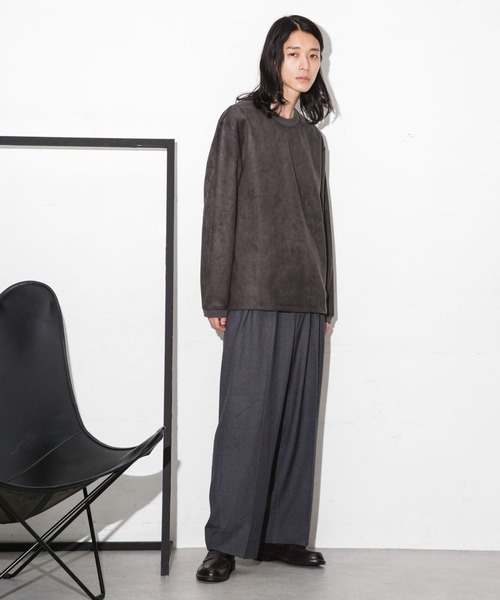 NANO universe（ナノユニバース）の「フェイクスウェードクルーネックプルオーバー（Tシャツ/カットソー・メンズ・グレー系その他4/ブラック/キャメル/チャコール・XL/M/S/L）」の12枚目の写真