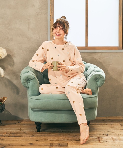 PAUL&JOE(ポールアンドジョー)の「【PAUL&JOE】ヌネット&ジプシードットプリント ラグランスリーブTシャツ(ルームウェア/パジャマ・レディース・ピンク/ネイビー・M/L)」の8枚目の写真