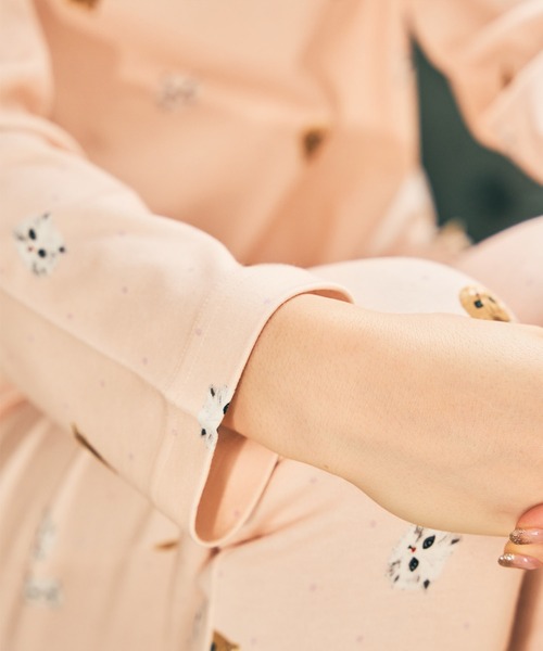 PAUL&JOE(ポールアンドジョー)の「【PAUL&JOE】ヌネット&ジプシードットプリント ラグランスリーブTシャツ(ルームウェア/パジャマ・レディース・ピンク/ネイビー・M/L)」の5枚目の写真