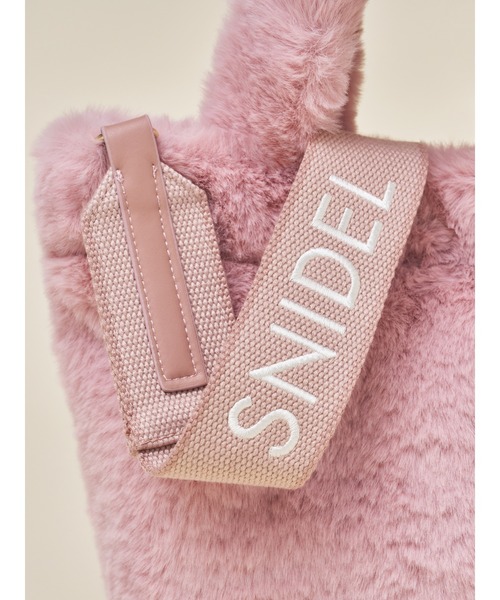 【新品未開封】snidel ファーバッグ ショルダーバッグ エコファー ピンク スナイデル＞この秋ワードローブに追加したい、ここでしか買え