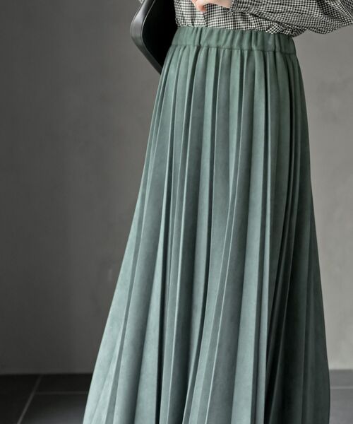 rps（アールピーエス）の「ランダムプリーツスウェードスカート（スカート・レディース・グリーン/モカ/ブラック/マスタード/グレイッシュベージュ/グレー/グレイッシュブルー/チャコールグレー/カーキ/ピンクベージュ/ボルドー・フリー）」の17枚目の写真