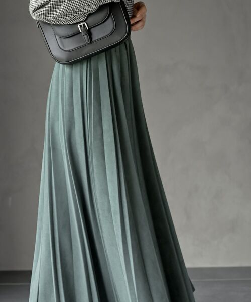 rps（アールピーエス）の「ランダムプリーツスウェードスカート（スカート・レディース・グリーン/モカ/ブラック/マスタード/グレイッシュベージュ/グレー/グレイッシュブルー/チャコールグレー/カーキ/ピンクベージュ/ボルドー・フリー）」の16枚目の写真