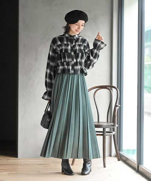 rps（アールピーエス）の「ランダムプリーツスウェードスカート（スカート・レディース・グリーン/モカ/ブラック/マスタード/グレイッシュベージュ/グレー/グレイッシュブルー/チャコールグレー/カーキ/ピンクベージュ/ボルドー・フリー）」の13枚目の写真