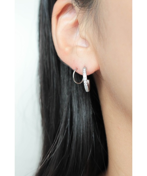 ebine(エビネ)の「Screw Zircon Hoop Pierce(ピアス(両耳用)・レディース・シルバー/ゴールド/ピンクゴールド・FREE)」の14枚目の写真