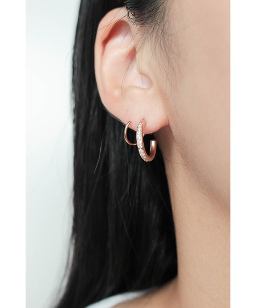 ebine(エビネ)の「Screw Zircon Hoop Pierce(ピアス(両耳用)・レディース・シルバー/ゴールド/ピンクゴールド・FREE)」の9枚目の写真