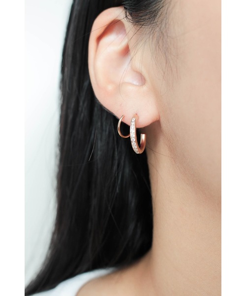 ebine(エビネ)の「Screw Zircon Hoop Pierce(ピアス(両耳用)・レディース・シルバー/ゴールド/ピンクゴールド・FREE)」の10枚目の写真