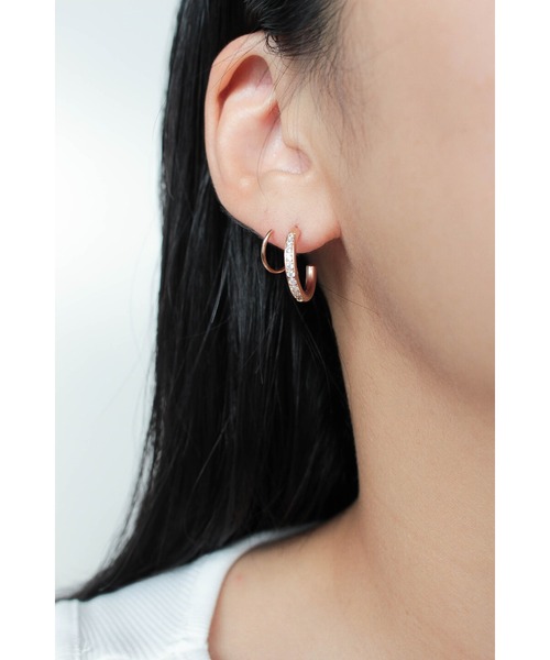 ebine(エビネ)の「Screw Zircon Hoop Pierce(ピアス(両耳用)・レディース・シルバー/ゴールド/ピンクゴールド・FREE)」の11枚目の写真